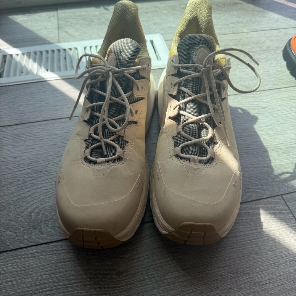 Hoka One One Men's Tan and Gray KAHA 2 Sneakers